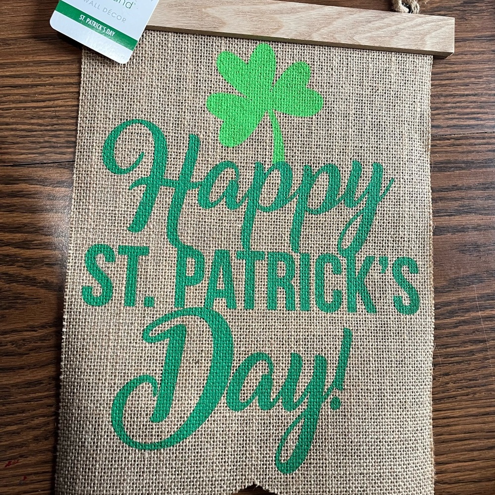 St. Patrick's Day Burlap Wall Hanging